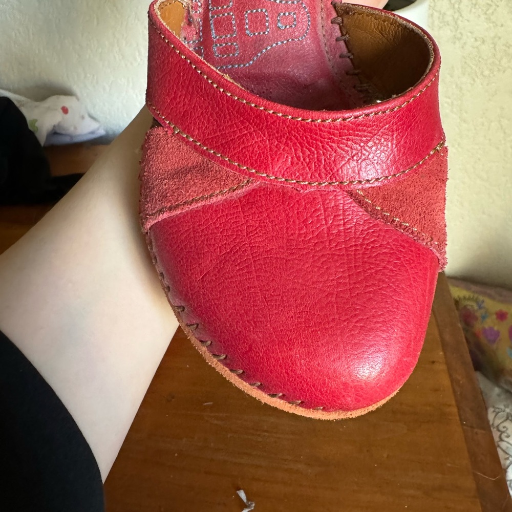 Red Leather Heels with Chunky Wooden Heel - Picture 8 of 12